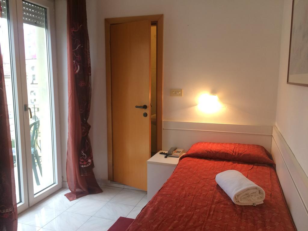 Hotel Regina Lido di Camaiore Ngoại thất bức ảnh