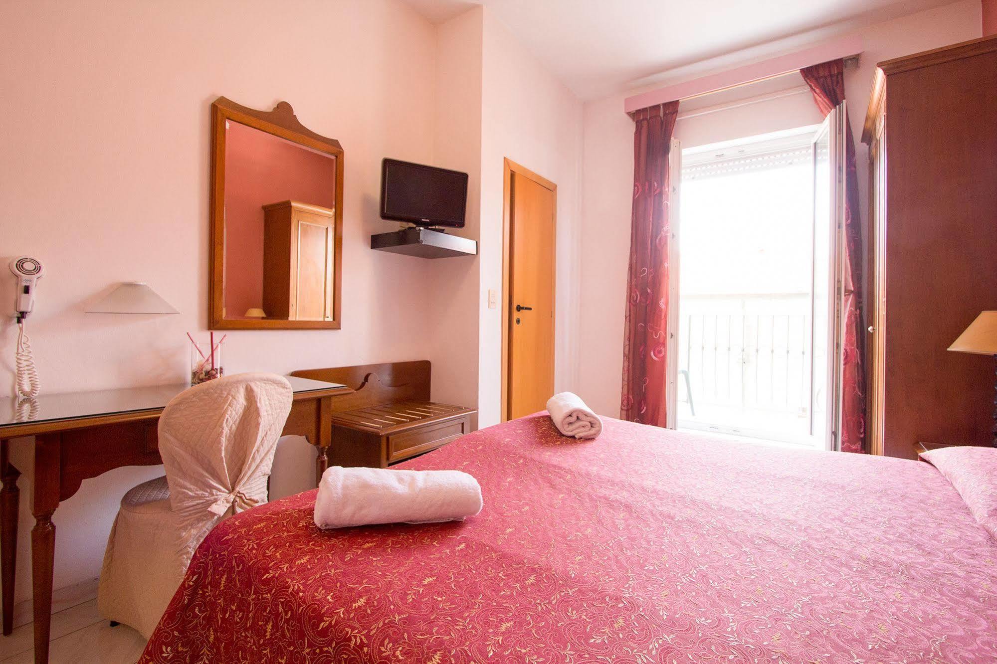 Hotel Regina Lido di Camaiore Ngoại thất bức ảnh